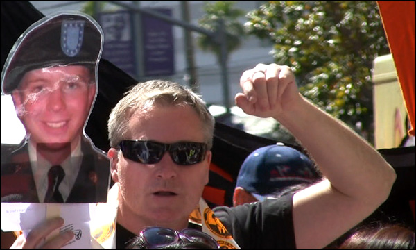 110626pridebradlmanning7.jpg